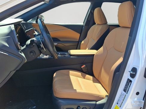 Used 2024 Lexus RX 350 Premium w/ Accessory Package AWD/4WD image 15