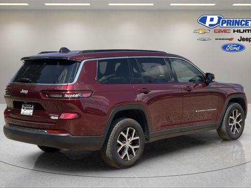 Used 2024 Jeep Grand Cherokee L Limited image 7