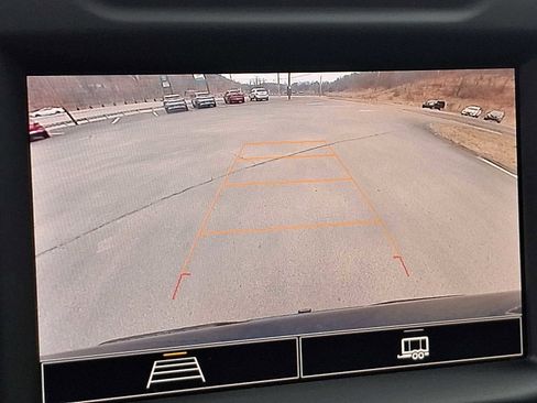 Used 2023 Chevrolet Silverado 1500 Custom image 18