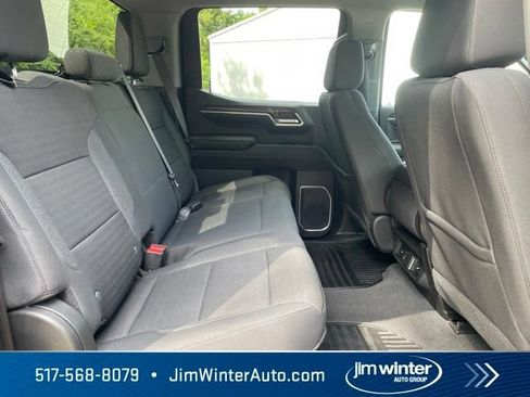 Used 2023 Chevrolet Silverado 1500 LT AWD/4WD image 15