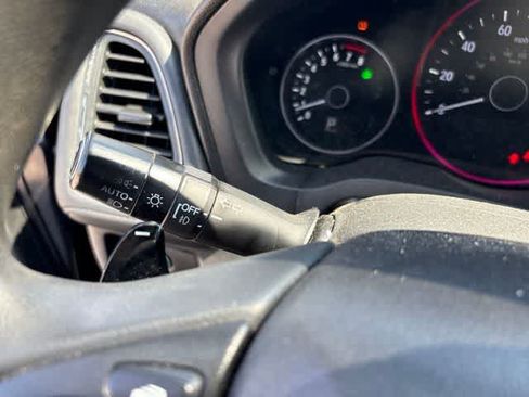 Used 2016 Honda HR-V EX image 16