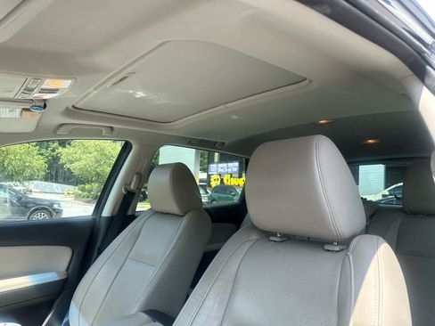 Used 2014 MAZDA CX-9 Touring w/ Touring Technology Package FWD image 3