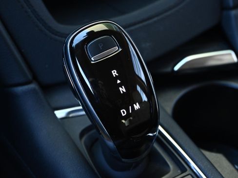 Used 2021 Cadillac XT6 Premium Luxury w/ Platinum Package image 17