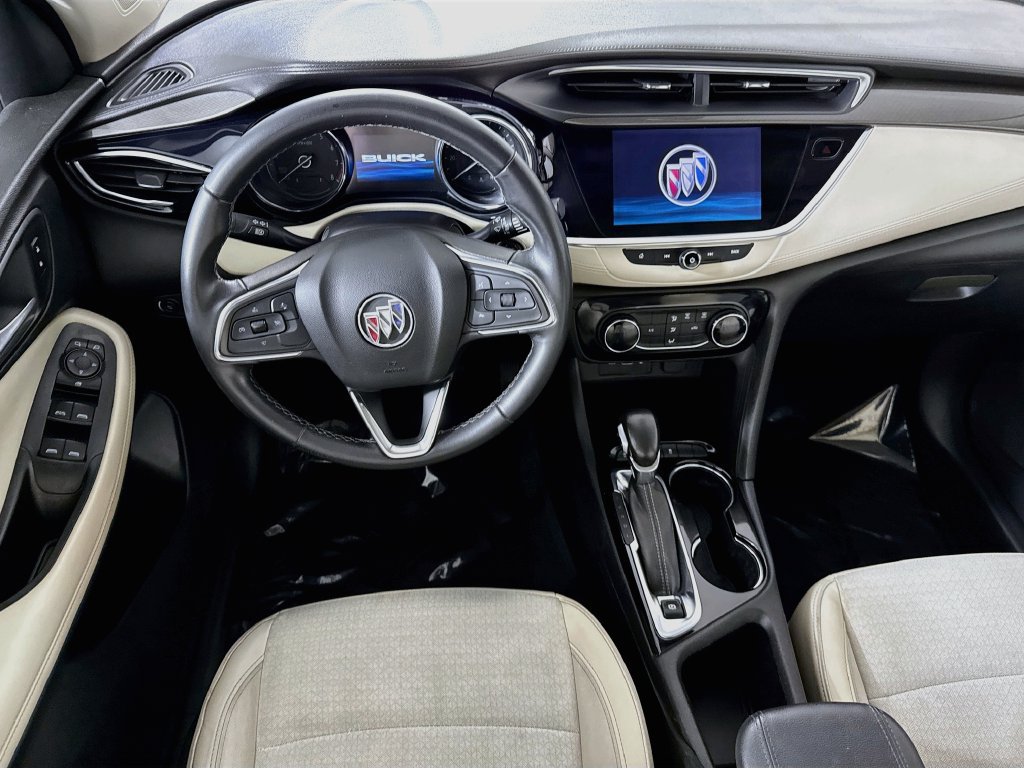 Used 2021 Buick Encore GX Preferred w/ Sport Touring Package FWD image 3