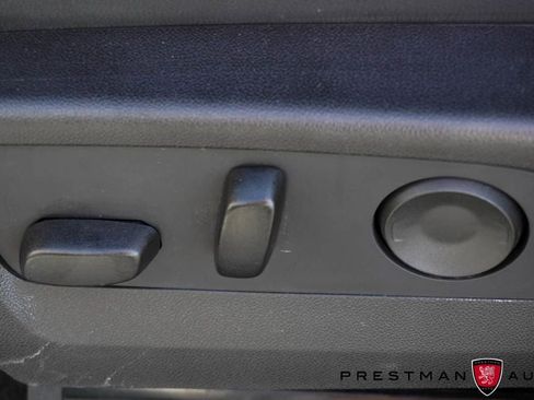 Used 2025 Chevrolet Colorado ZR2 w/ Technology Package image 27