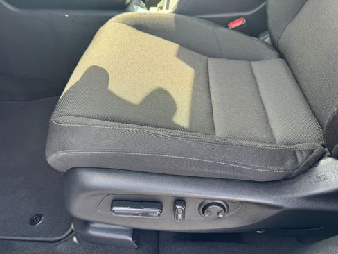 Certified 2026 Honda CR-V EX image 17