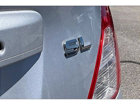 Used 2012 Nissan Versa FWD image 21