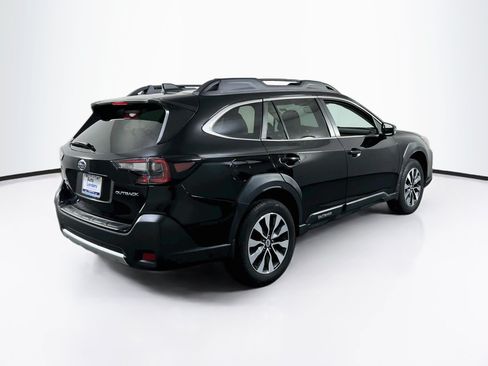 Used 2023 Subaru Outback Limited AWD/4WD image 5