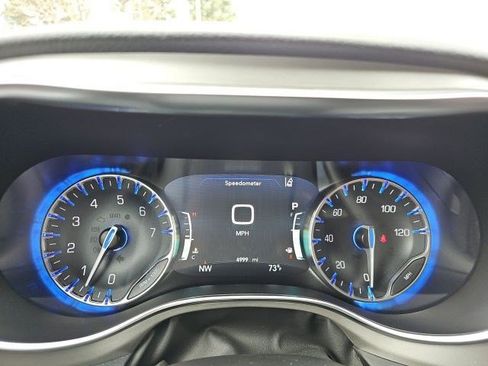 Used 2026 Chrysler Pacifica Pinnacle image 26