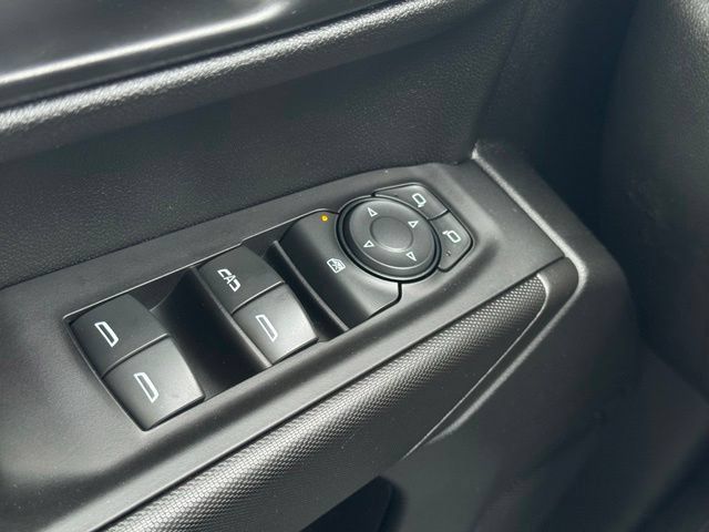 Used 2022 Chevrolet Silverado 1500 Custom Trail Boss AWD/4WD image 31