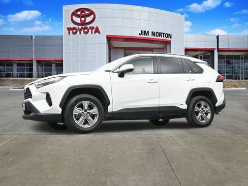 Used 2022 Toyota RAV4 XLE image 50