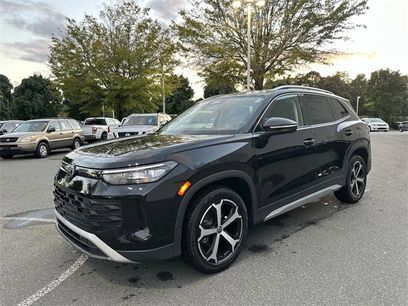 New 2025 Volkswagen Tiguan SE