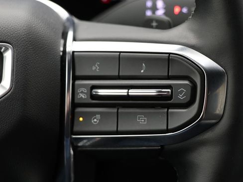 Used 2025 GMC Terrain Elevation image 20