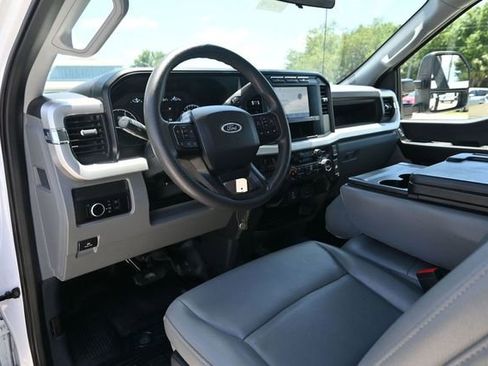 Used 2024 Ford F550 4x4 Crew Cab Super Duty image 22