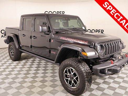 Used 2024 Jeep Gladiator Rubicon image 1