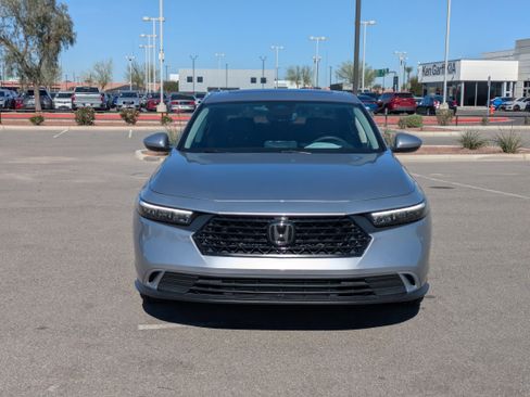 Used 2023 Honda Accord EX image 8