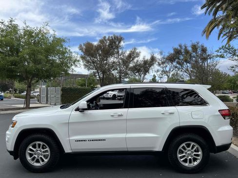 Used 2020 Jeep Grand Cherokee Laredo image 80