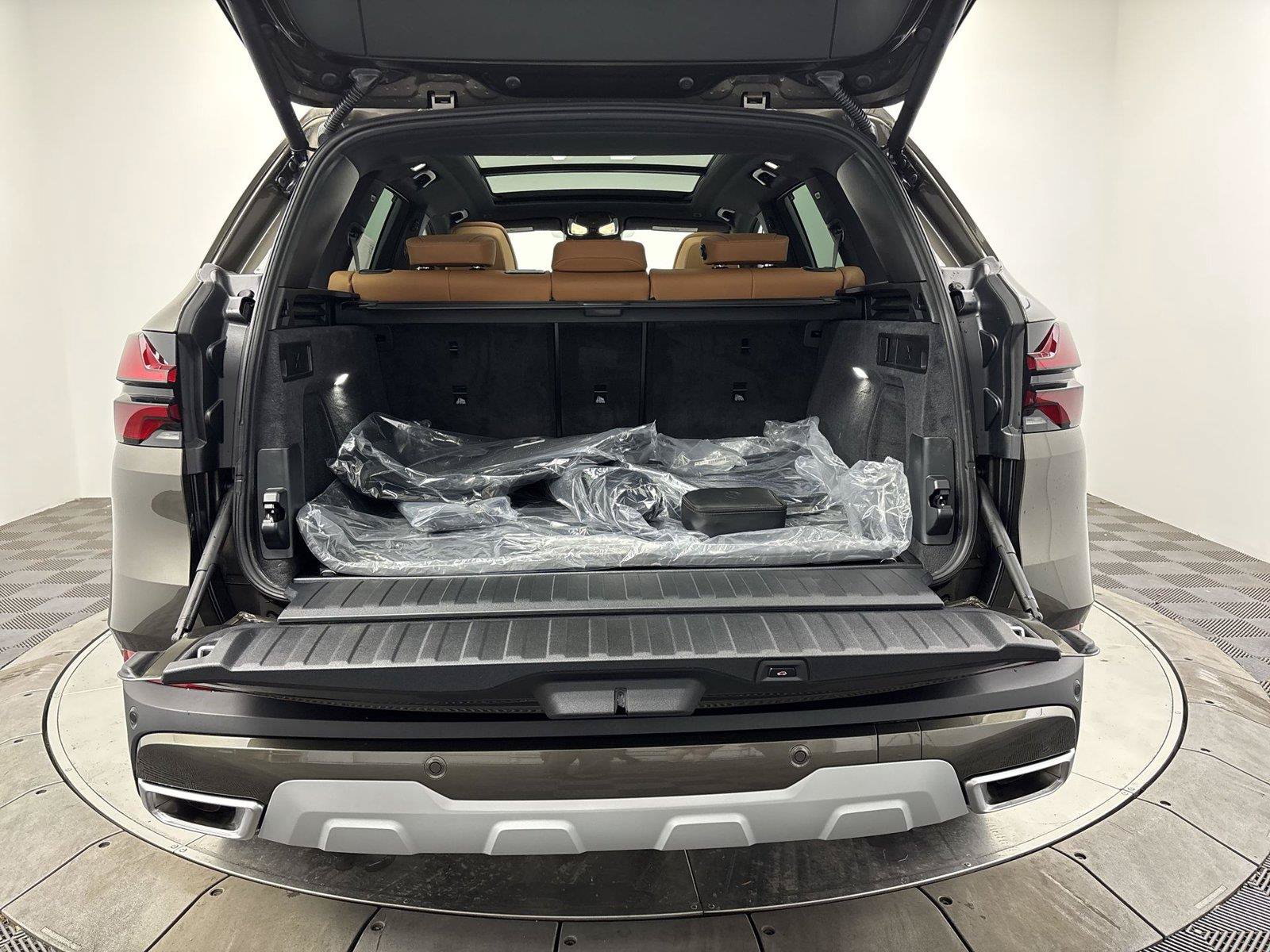 New 2026 BMW X5 xDrive40i w/ Climate Comfort Package AWD/4WD image 21
