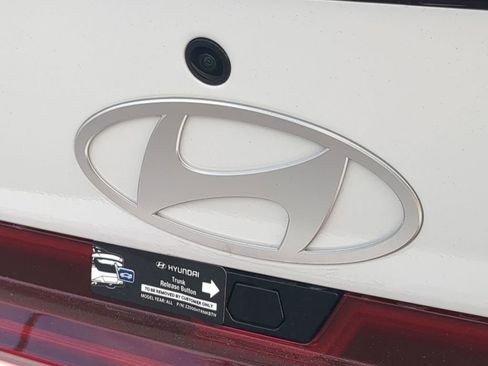 New 2026 Hyundai Elantra SEL Sport image 13