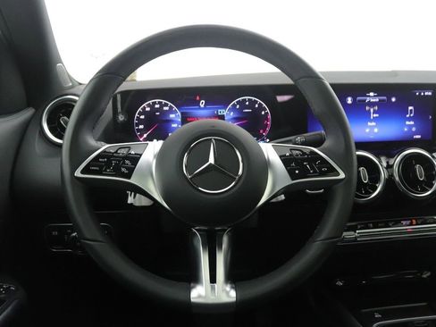 Certified 2026 Mercedes-Benz GLA 250 image 10