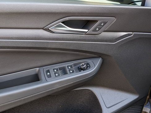 New 2025 Volkswagen GTI SE image 9