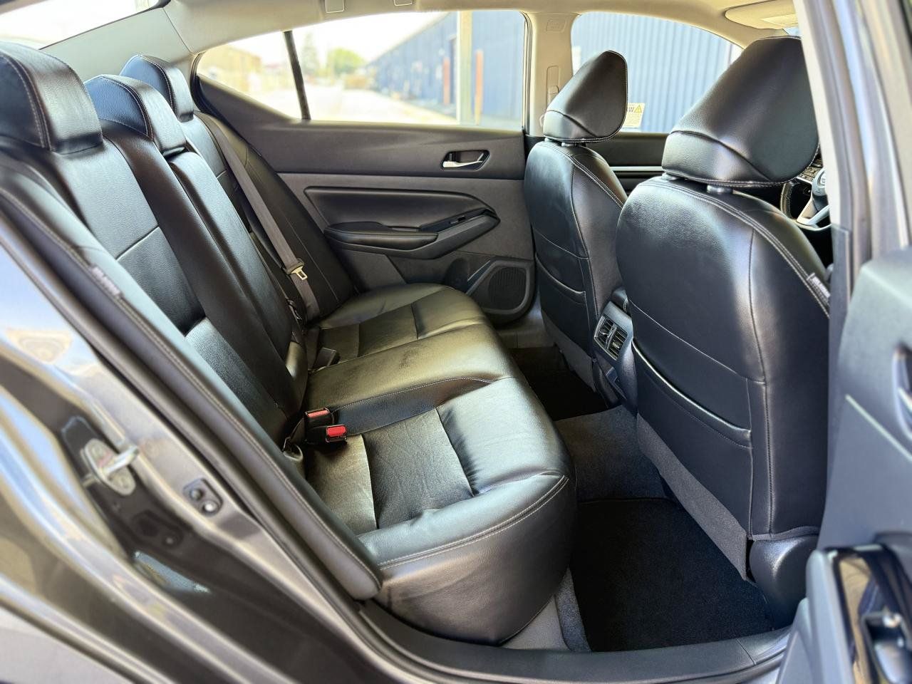 Used 2022 Nissan Altima 2.5 SL FWD image 17