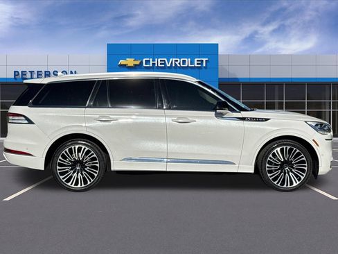Used 2023 Lincoln Aviator Black Label w/ Dynamic Handling Package AWD/4WD image 3