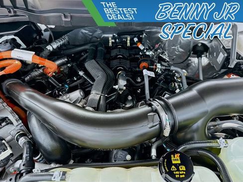 Used 2025 Ford F150 Platinum w/ Equipment Group 702A High image 32