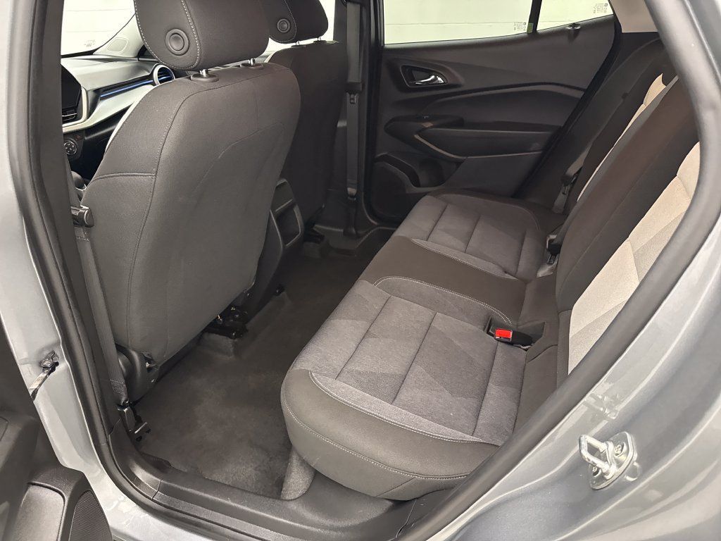 Used 2024 Chevrolet Trax LS FWD image 21