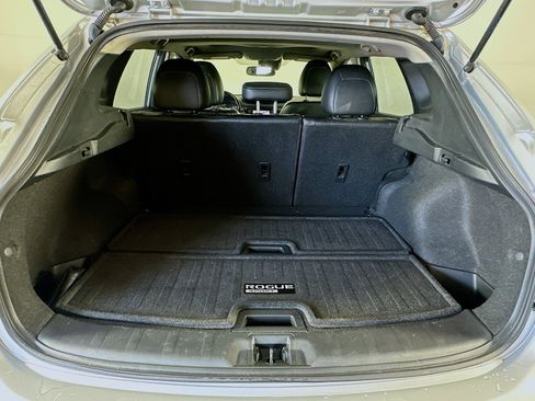 Used 2021 Nissan Rogue Sport SL w/ Premium Package FWD image 28