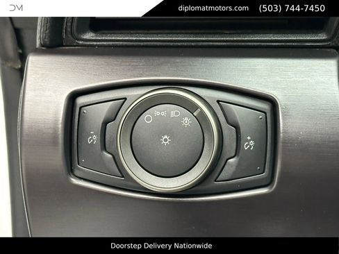 Used 2016 Ford Mustang Shelby GT350 w/ Technology Package image 28