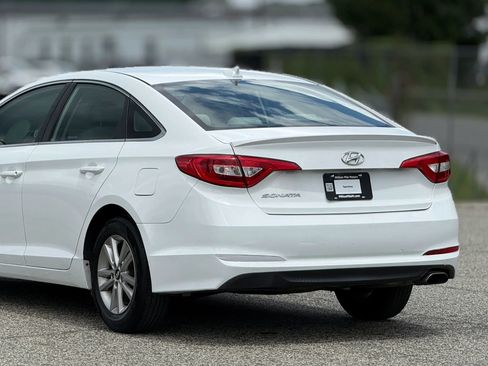 Used 2017 Hyundai Sonata SE FWD image 16