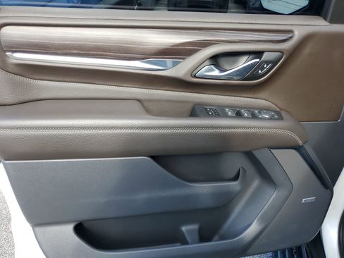Used 2022 GMC Yukon Denali AWD/4WD image 18