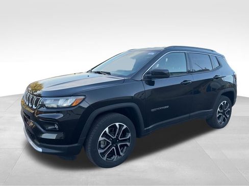 Used 2023 Jeep Compass Limited image 8