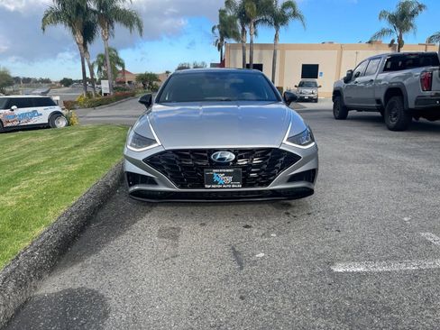 Used 2020 Hyundai Sonata SEL Plus w/ Tech Package image 2