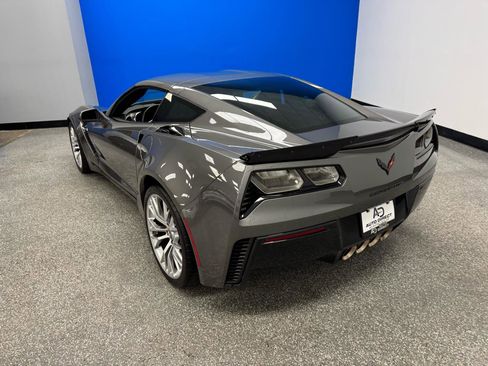 Used 2015 Chevrolet Corvette Z06 w/ 2LZ Preferred Equipment Group RWD image 38