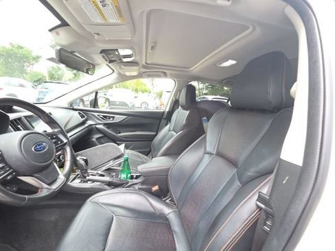 Certified 2021 Subaru Crosstrek 2.5i Limited w/ Moonroof Package 2 AWD/4WD image 3