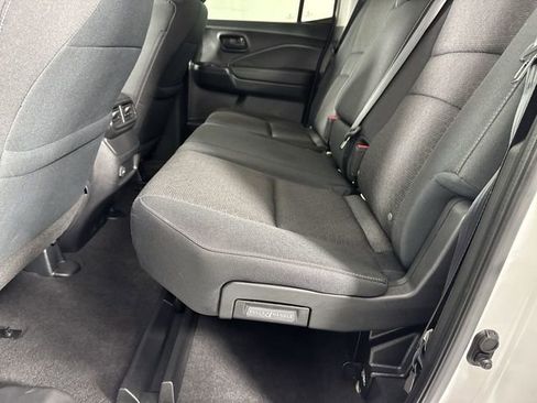 Certified 2025 Honda Ridgeline Sport image 23