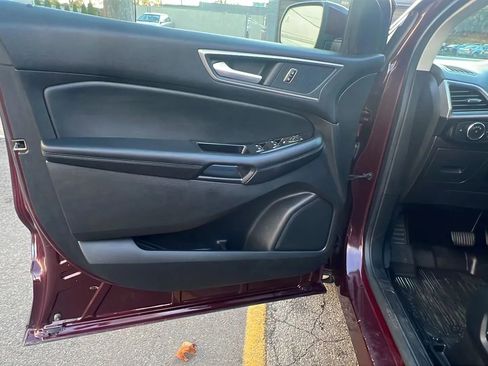 Used 2017 Ford Edge SEL w/ Equipment Group 201A image 22