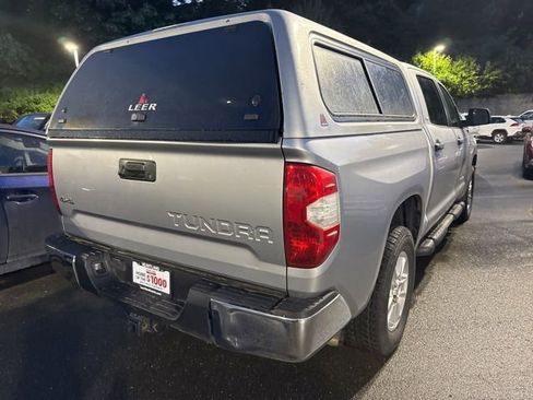 Used 2017 Toyota Tundra SR5 AWD/4WD image 8