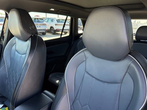 New 2026 Volkswagen Tiguan SEL R-Line image 13