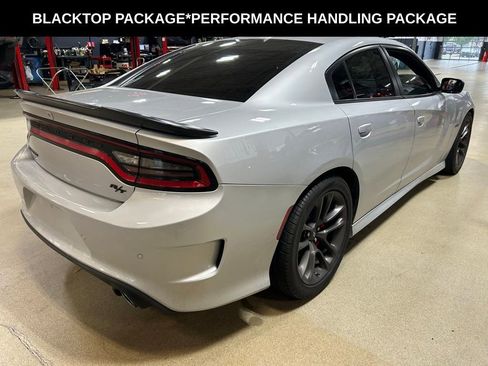 Used 2023 Dodge Charger R/T w/ Performance Handling Group RWD image 3