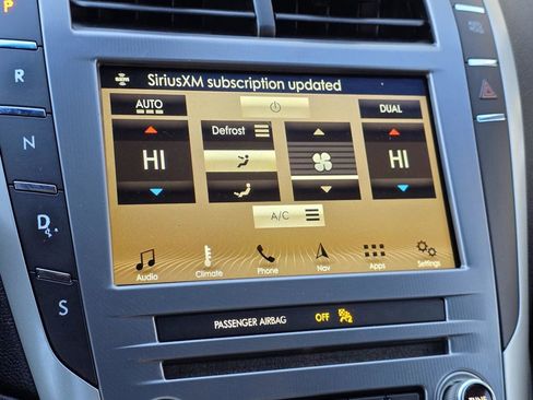 Used 2017 Lincoln MKZ Reserve w/ Climate Package image 15