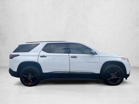 Used 2021 Chevrolet Traverse Premier w/ Redline Edition FWD image 5