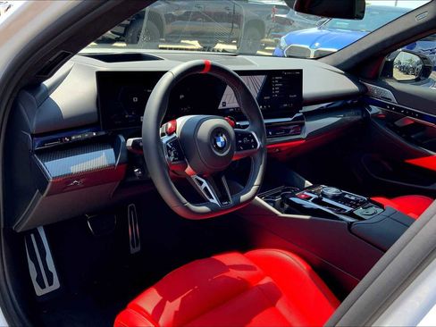 Used 2026 BMW M5 w/ Carbon Package image 33