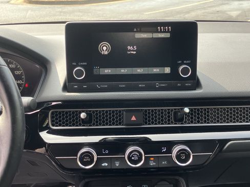 Used 2025 Honda Civic Sport image 27