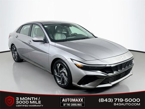 Used 2025 Hyundai Elantra Limited FWD image 1