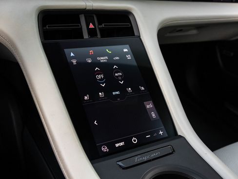 Certified 2022 Porsche Taycan 4S image 26