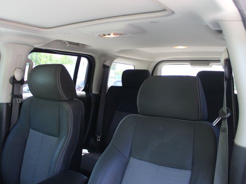 Used 2007 HUMMER H3 AWD/4WD image 17