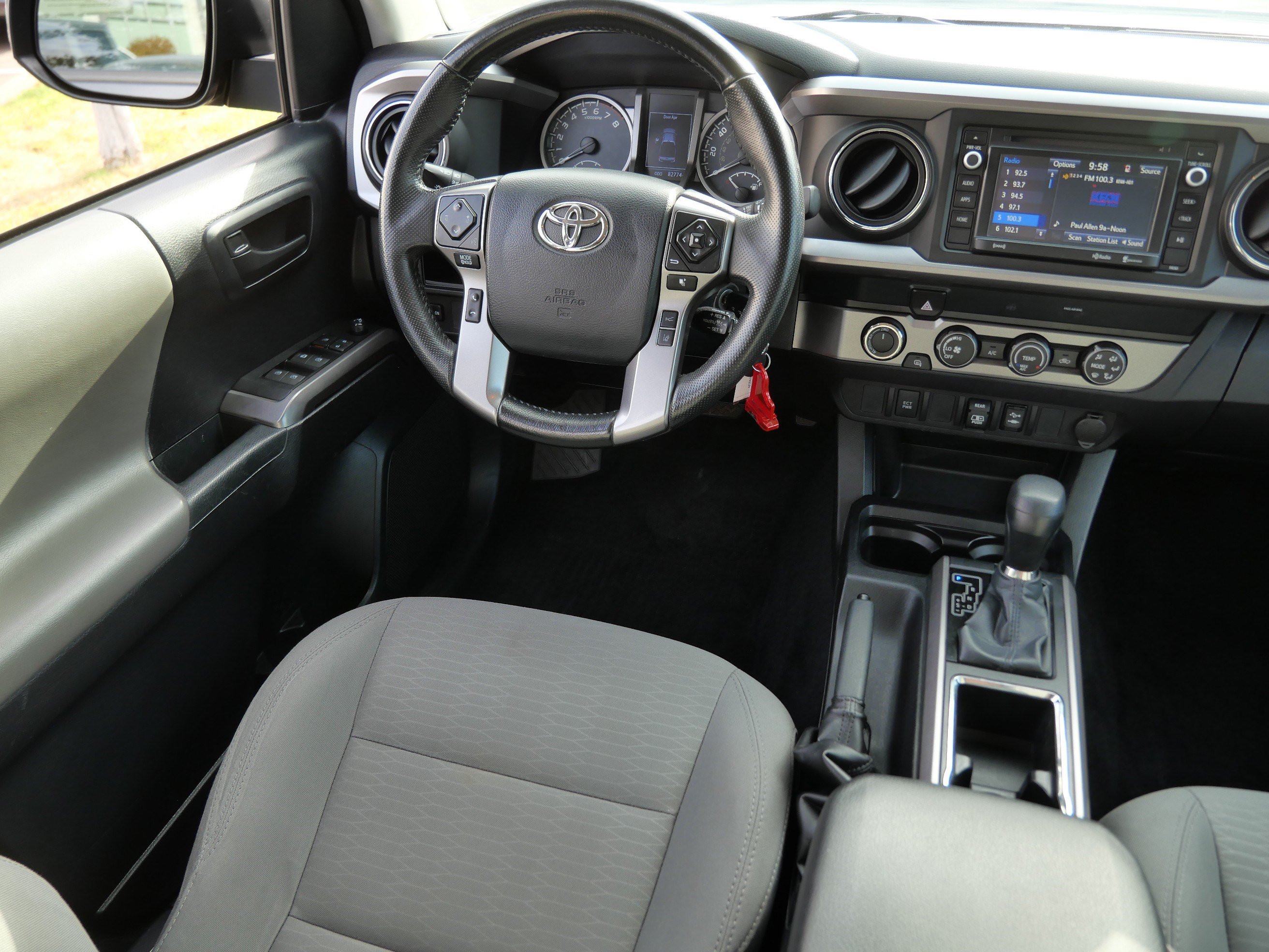 Certified 2019 Toyota Tacoma SR5 AWD/4WD image 9